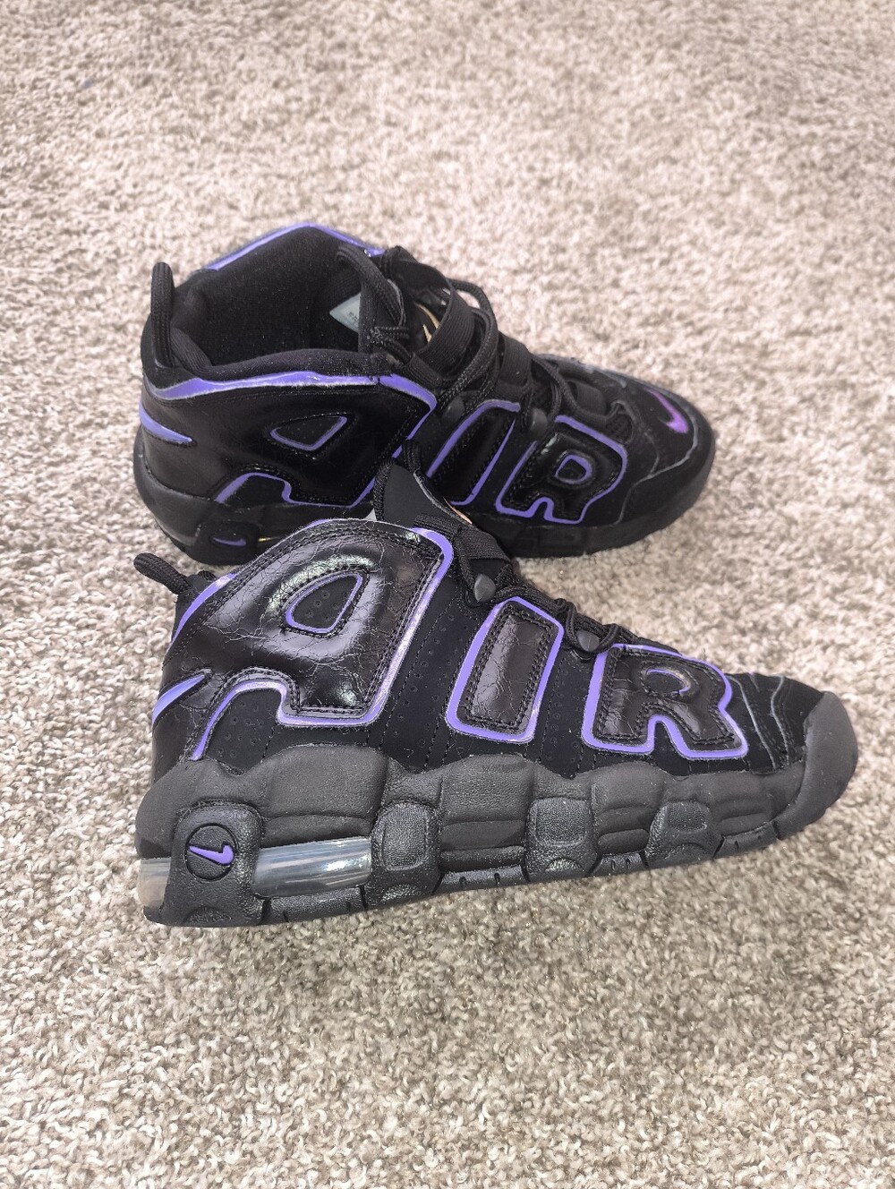 Nike Air More Up Tempo "Black Action Grape" Size 5Y - 6.5W